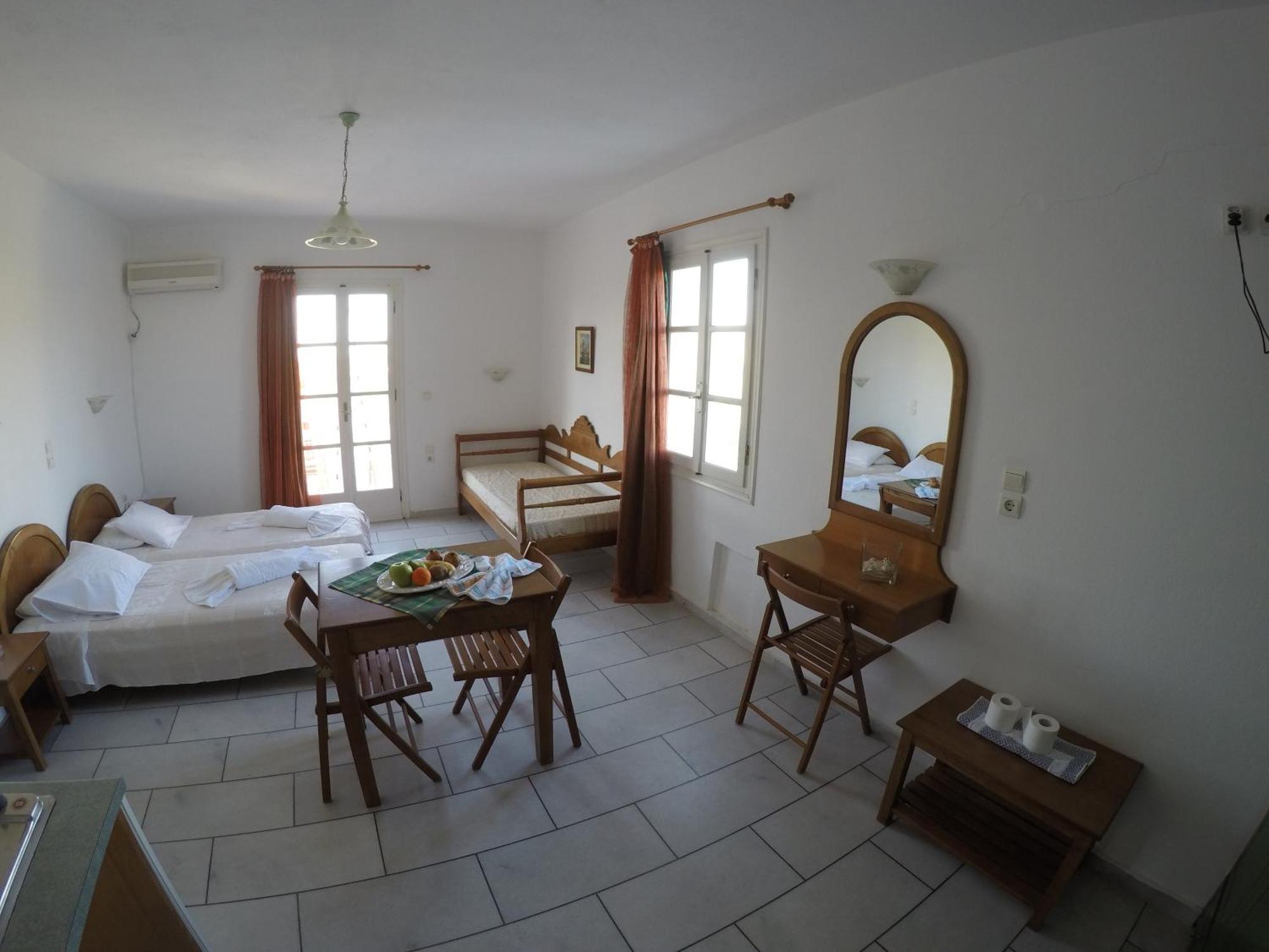 Birbas Hotel Agia Anna  Eksteriør bilde