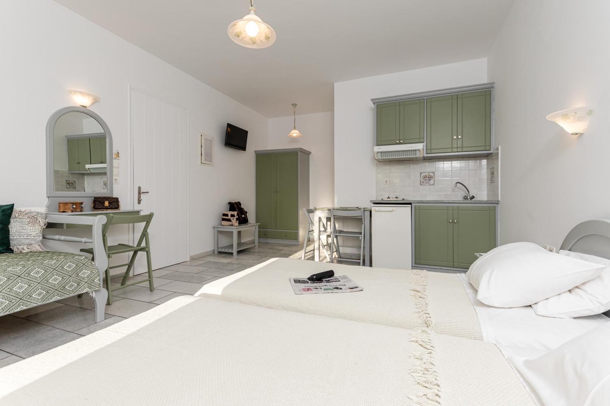Birbas Hotel Agia Anna  Eksteriør bilde